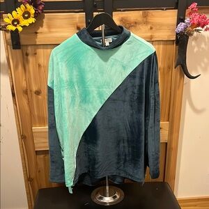 Umgee Teal and Green Cowl Neck Velvet Shirt